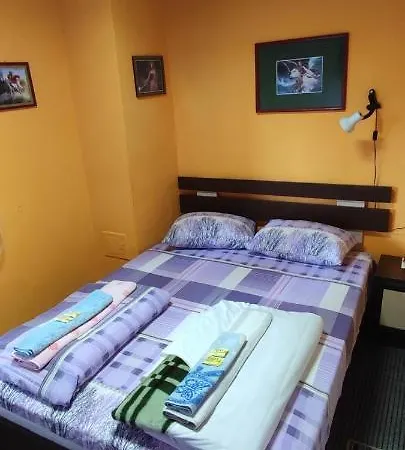 за гости ореха Private Oreha Trojan