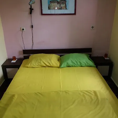 за гости ореха Private Oreha Trojan