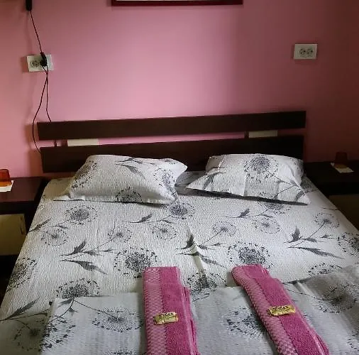 за гости ореха Private Oreha