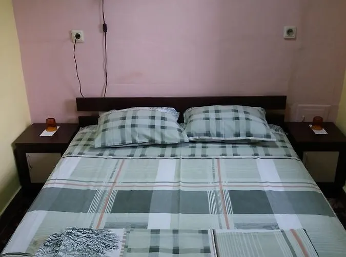 за гости ореха Private Oreha Pensión *