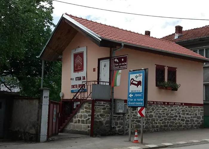 за гости ореха Private Oreha Pensión *